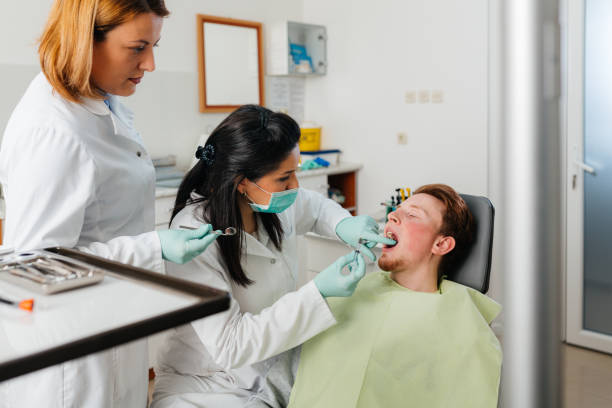 Best Emergency Gum Treatment in Manton, MI